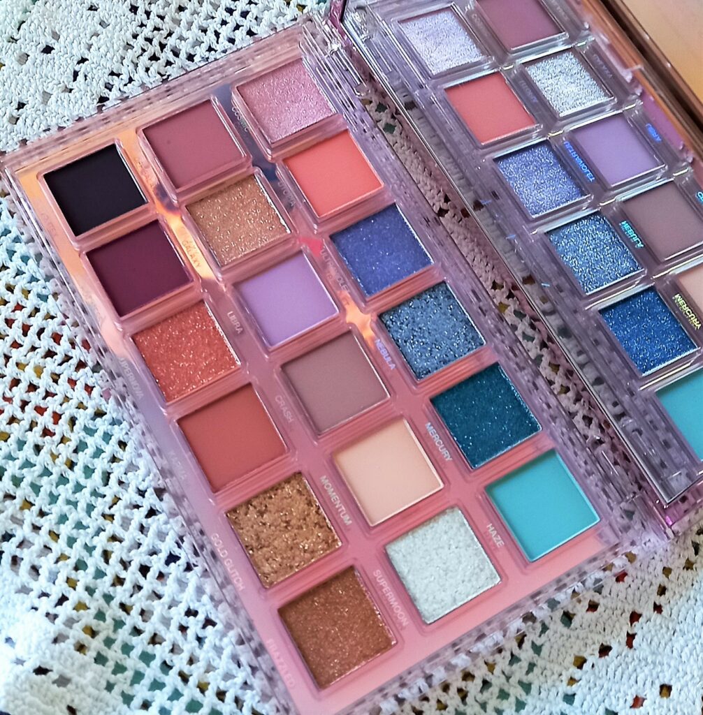 Palette Mercury Retrograde di Huda Beauty