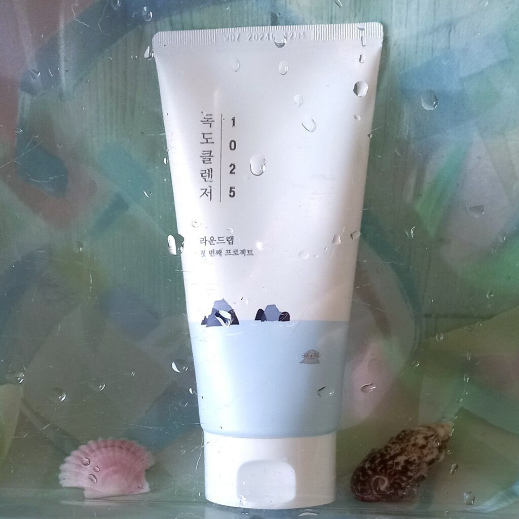 Cleanser 1025 Dokdo di Round Lab: detersione made in Korea